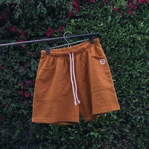 NWOT BIG BUD PRESS LIGHTWEIGHT SWEATSHORTS -MEDIUM